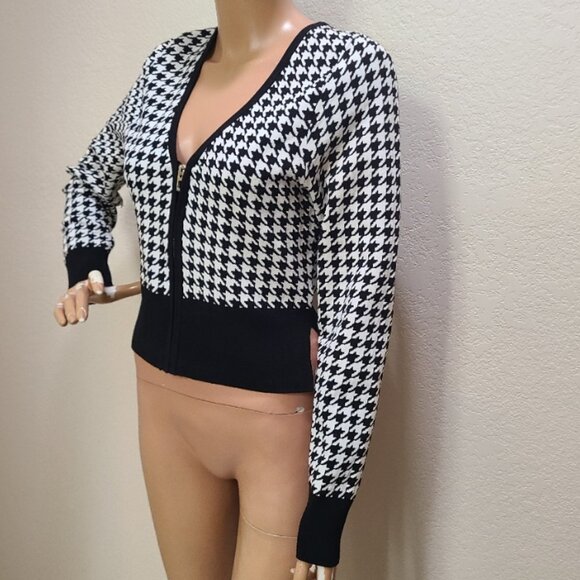 NEW! GOOD AMERICAN LIL FITTED HOUNDSTOOTH CARDIGAN SWEATER KNIT CROPPED sz 4 - Picture 4 of 10